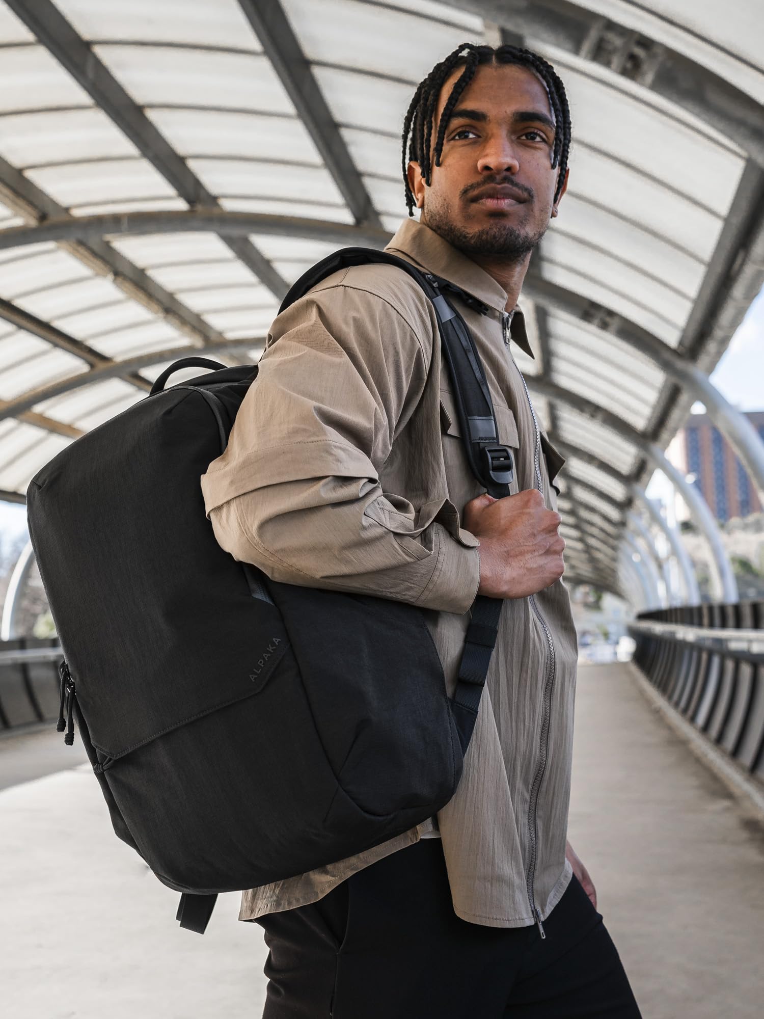 ALPAKA Elements Backpack Pro 24L - Black Laptop Backpack Fits 16'' Laptop with Dual Bottle Pockets, Travel Backpack for Men, Weather-Resistant 400D Axoflux Fabric for Business or College - Image 2
